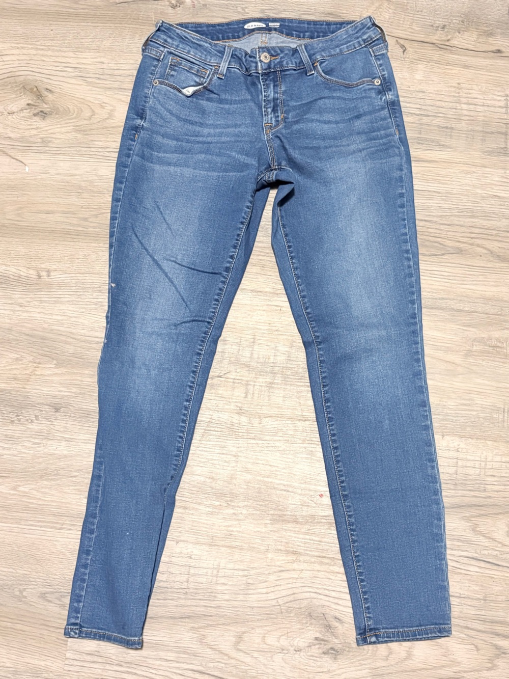 Old Navy Light Blue Skinny Jeans - Women's